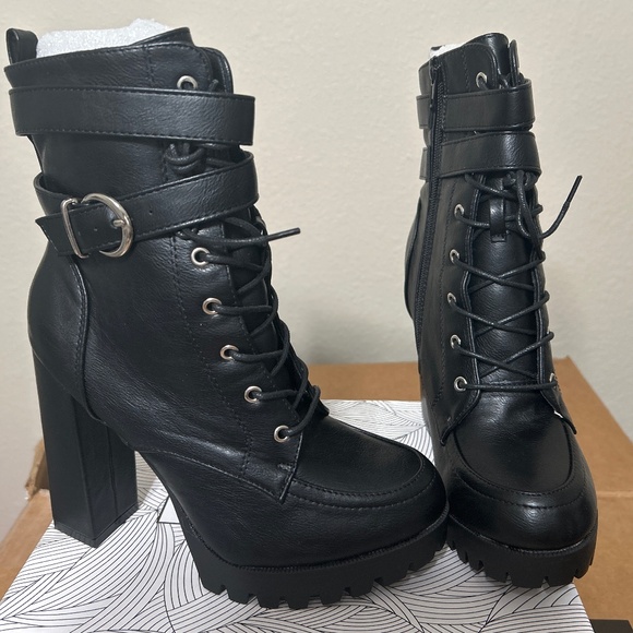 Boots - Picture 1 of 4